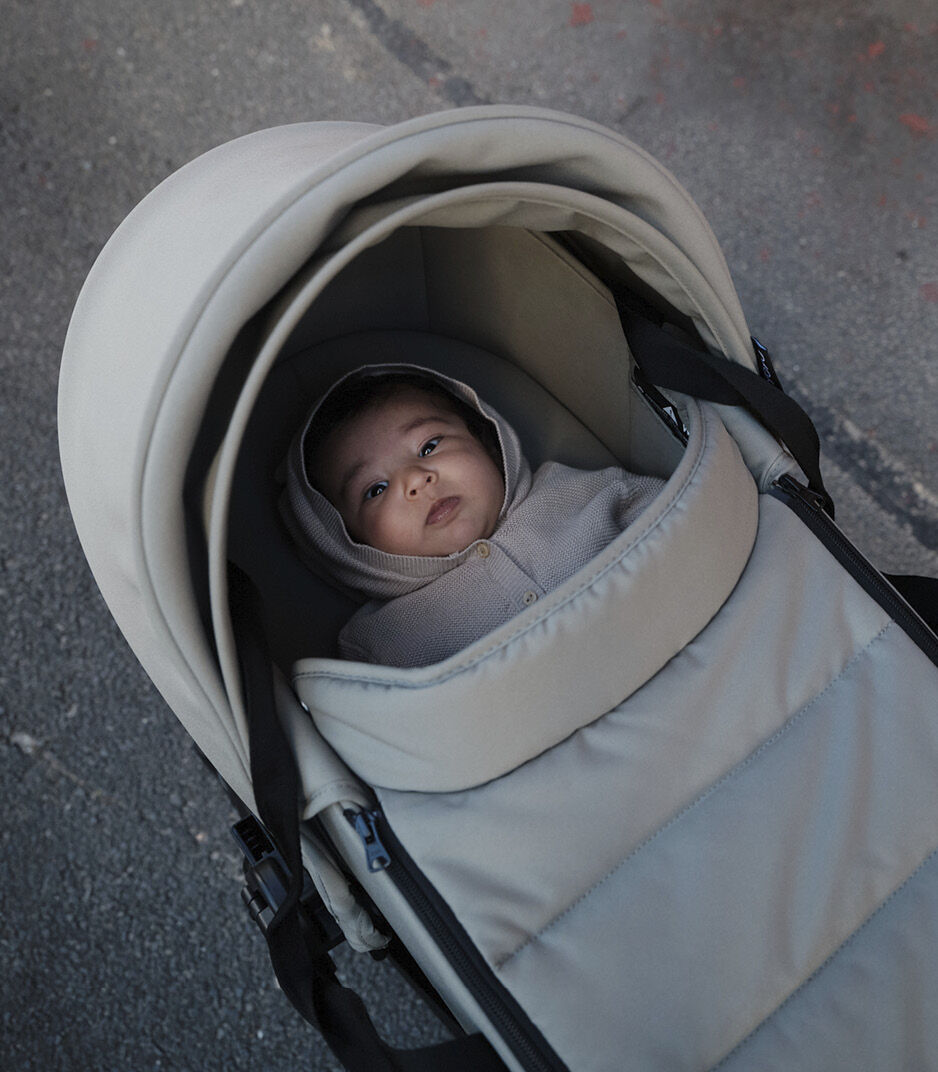 Stokke® YOYO® Babyschale - Olive, Olive, mainview